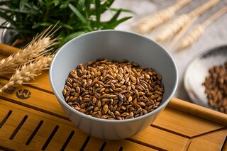 初恋攒动一树花开爱情诗歌（初恋 诗）