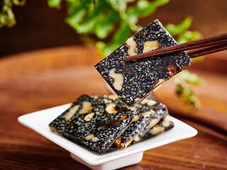 春节喜庆的祝福语23条（春节庆祝语句）