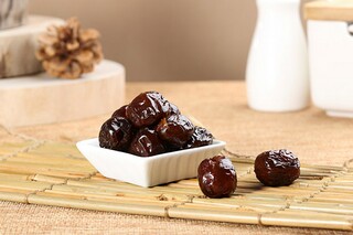 描写花园景色的句子（描写花园景色的句子100字）