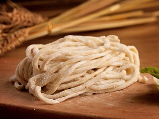 青春奋斗的励志优秀文章（青春奋斗类文章）